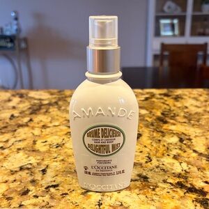 L'OCCITANE Amande Delightful Mist White